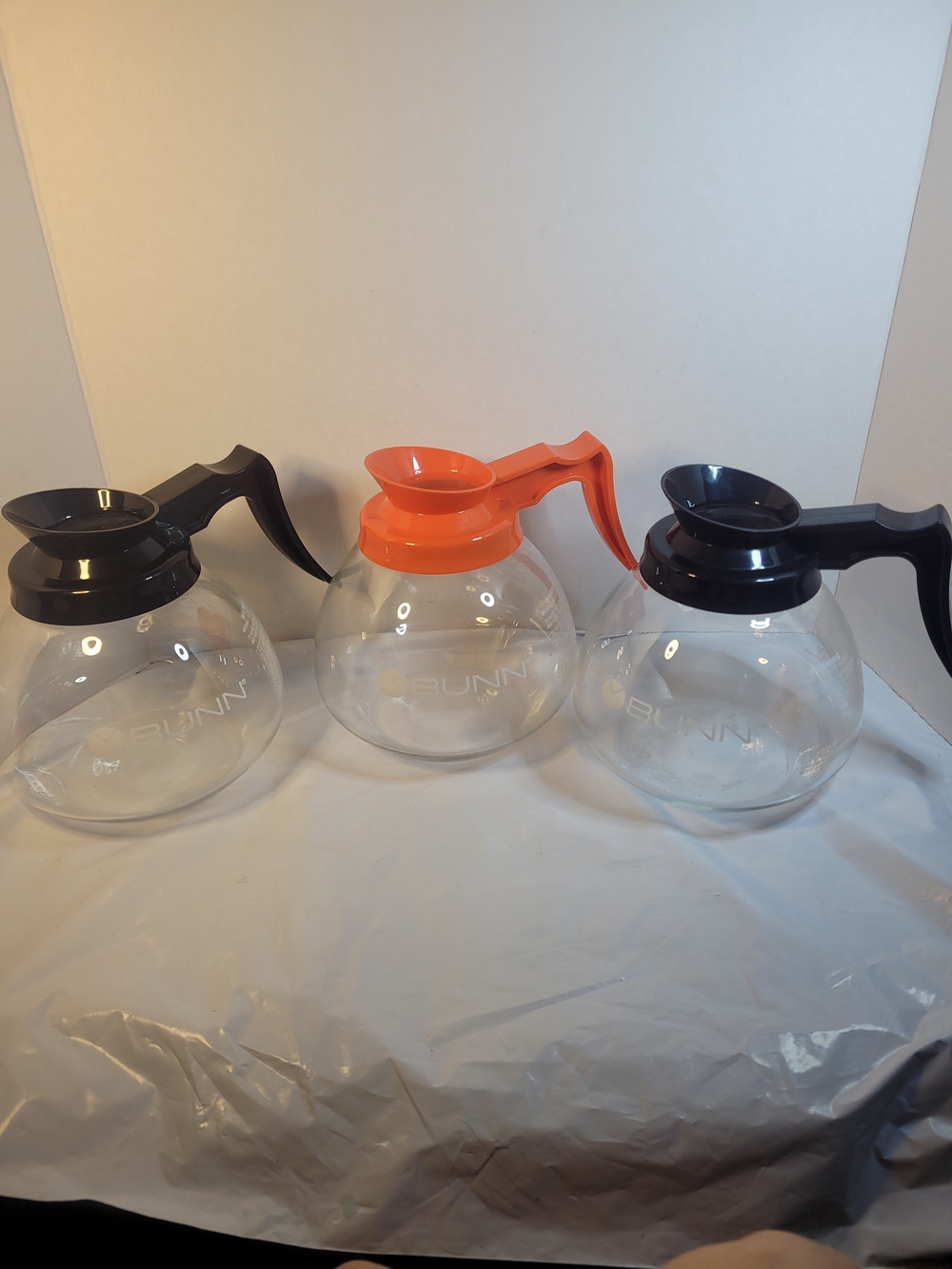 Coffee Decanters Org & Blk- 64oz Commercial Lot of 3 Coffee Pots for BUNN